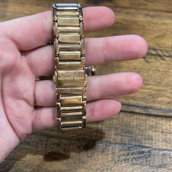 Michael Kors Chronograph Blue Dial Rose Gold-Tone Womens Watch MK5911 - Picture 2 of 5